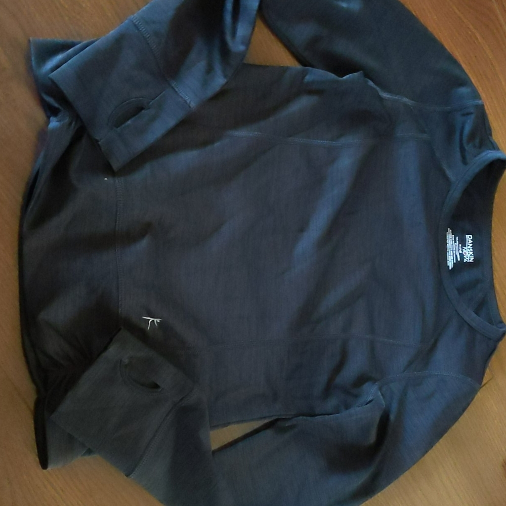 Long sleeve workout clothes
